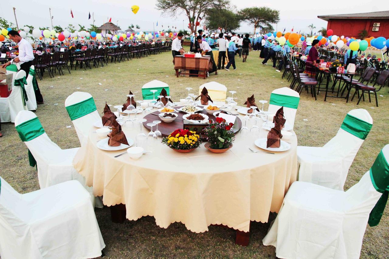 Royal Emerald River View Resort Bagan Buitenkant foto
