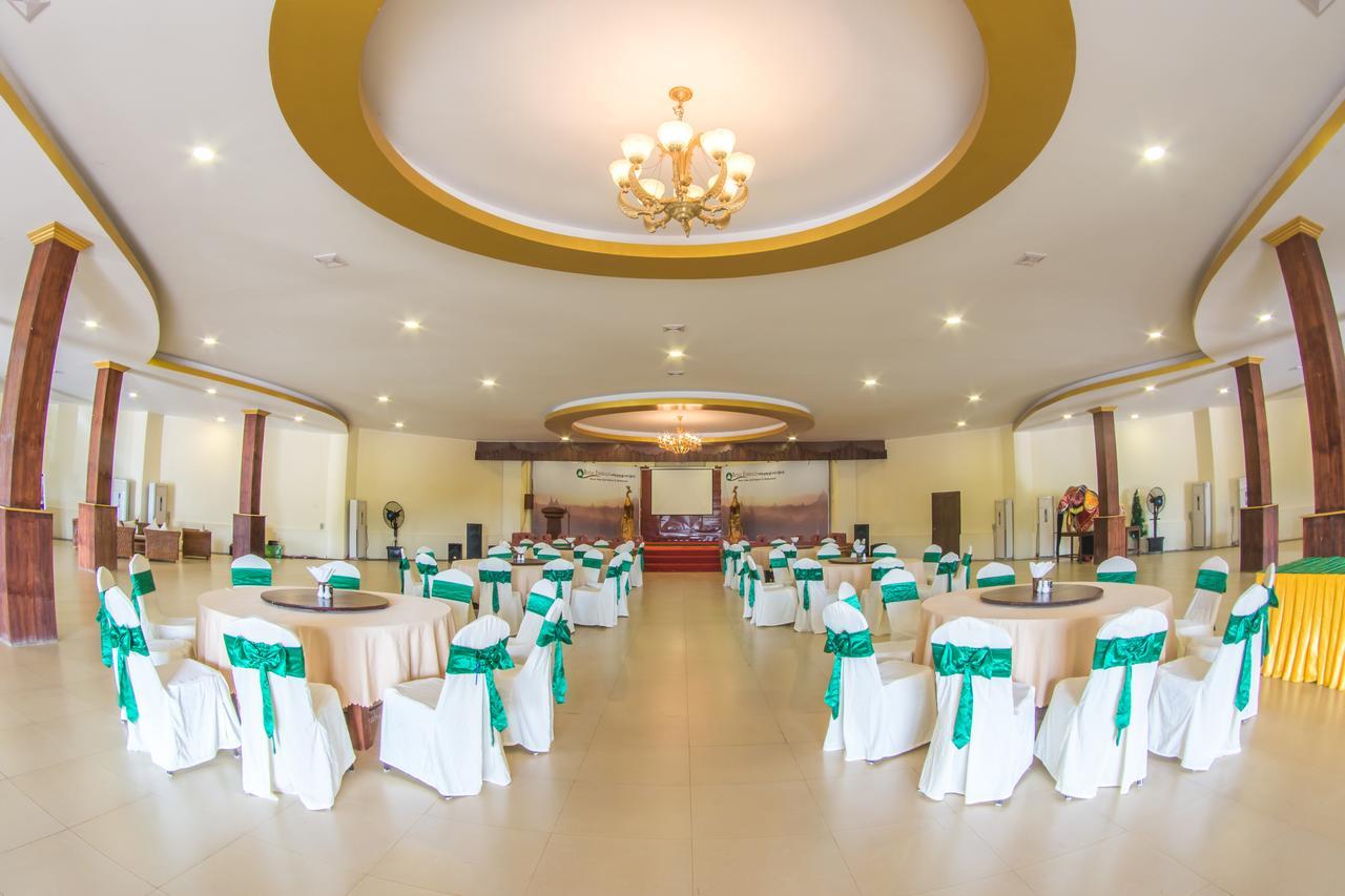 Royal Emerald River View Resort Bagan Buitenkant foto